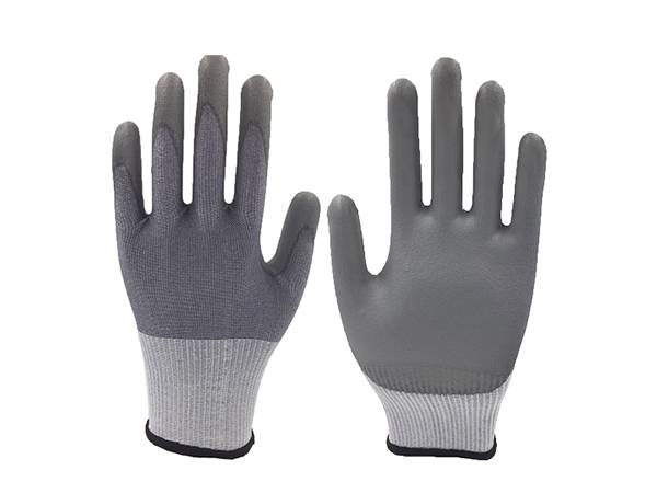 PU coated cut resistant gloves